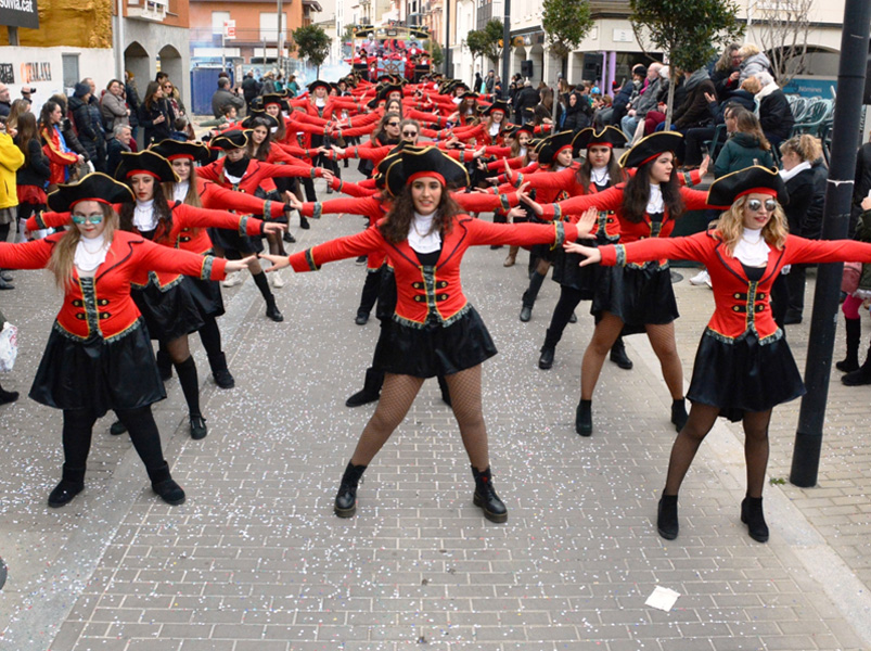 Rua de Carnaval de Sant Antoni, l'any passat. (Foto: Ajuntament de Calonge i Sant Antoni).