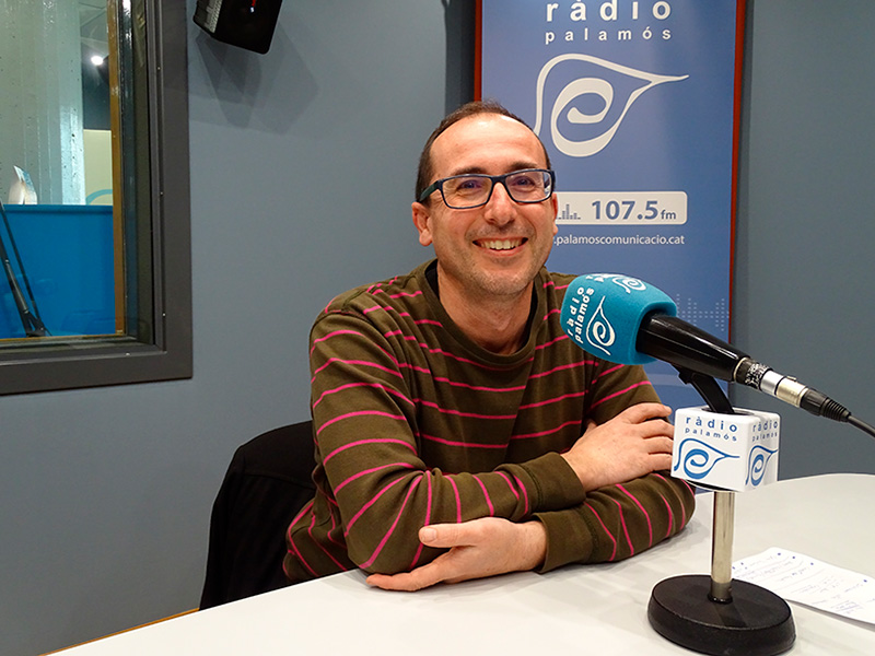 L'alcalde de Palamós, Lluís Puig, a l'espai de Ràdio Palamós 'Preguntes'.