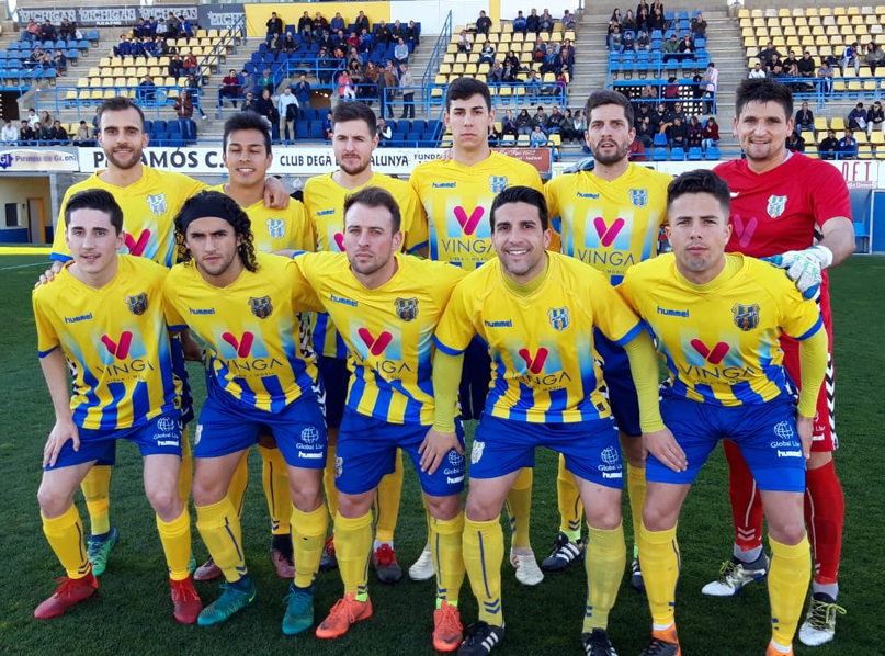 L'equip titular del Palamós en el partit disputat contra el Lloret. (Foto: Sergi Cortés) 
