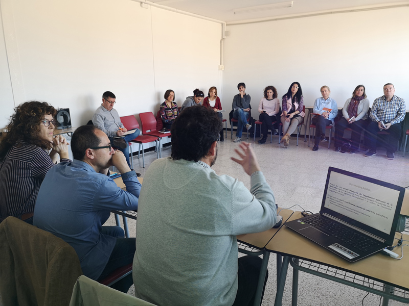 Acte de constitució de la Taula per a la convivència infantil de Palamós. (Foto: Ajuntament de Palamós).