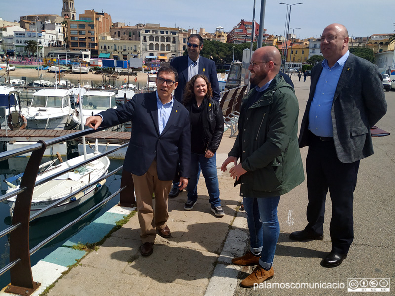 Jaume Alonso-Cuevillas acompanyat del cap de llista de Junts X Catalunya a Palamós, Raimon Trujillo.