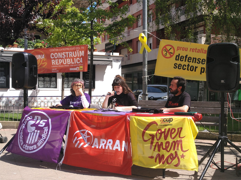 L'acte es va fer a la plaça de Catalunya. (Foto: CUP Sant Joan-Palamós).