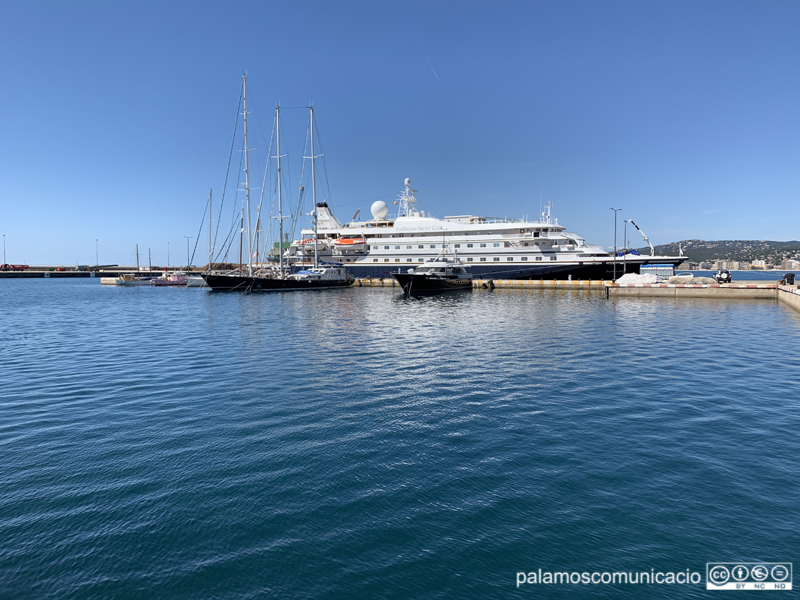 El Seadream I, avui al port de Palamós.