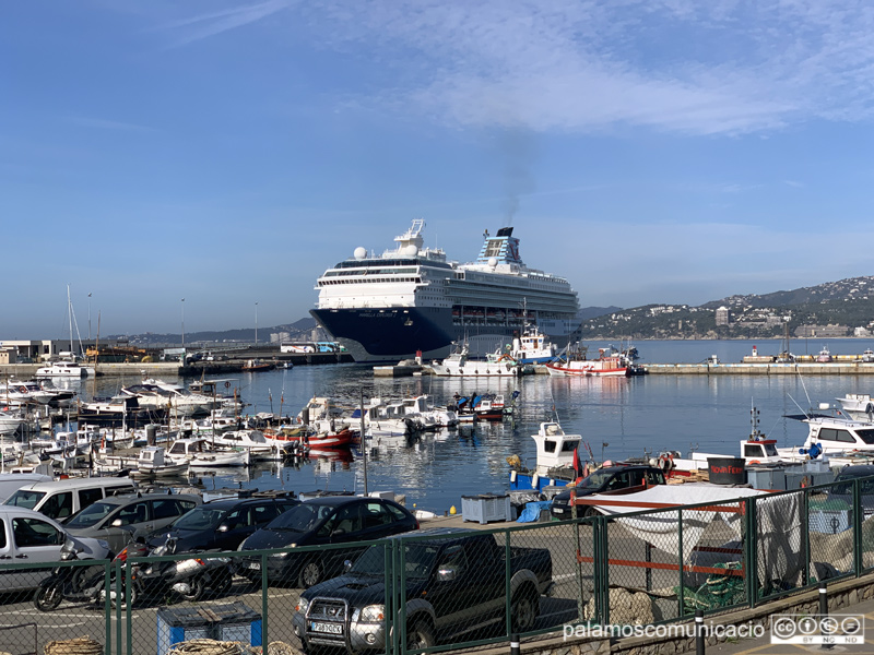 El Marella Explorer 2, avui al port de Palamós.