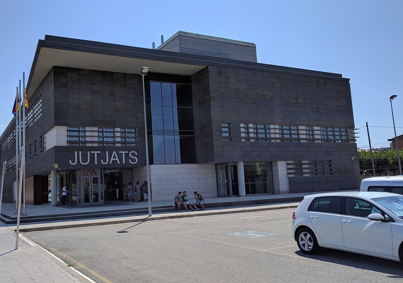 El detingut ha passat avui pels jutjats de La Bisbal. (Foto: Ràdio Capital),