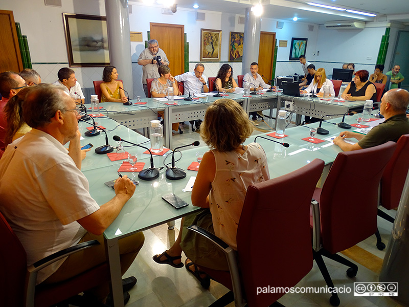 Un moment del Ple municipal que es va fer ahir a l'Ajuntament de Palamós.