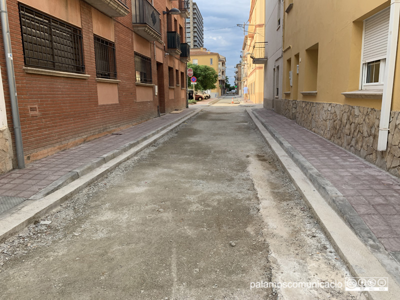 Estat de les obres al carrer de Carmel, aquest matí.