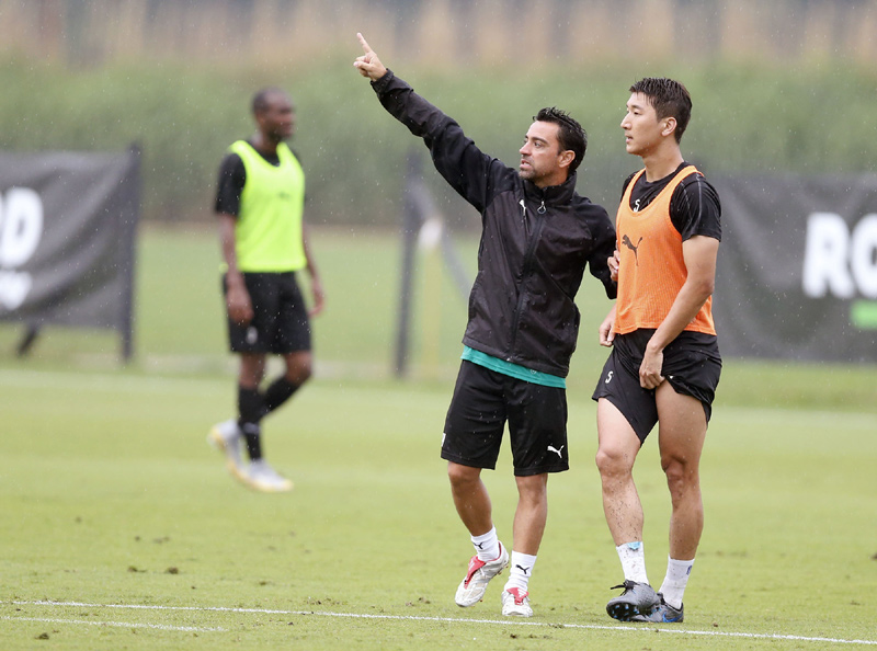 Xavi Hernàndez a l'stage de pretemporada que fa el seu equip a la Garrotxa. (Foto: Al Sadd Sports Club).