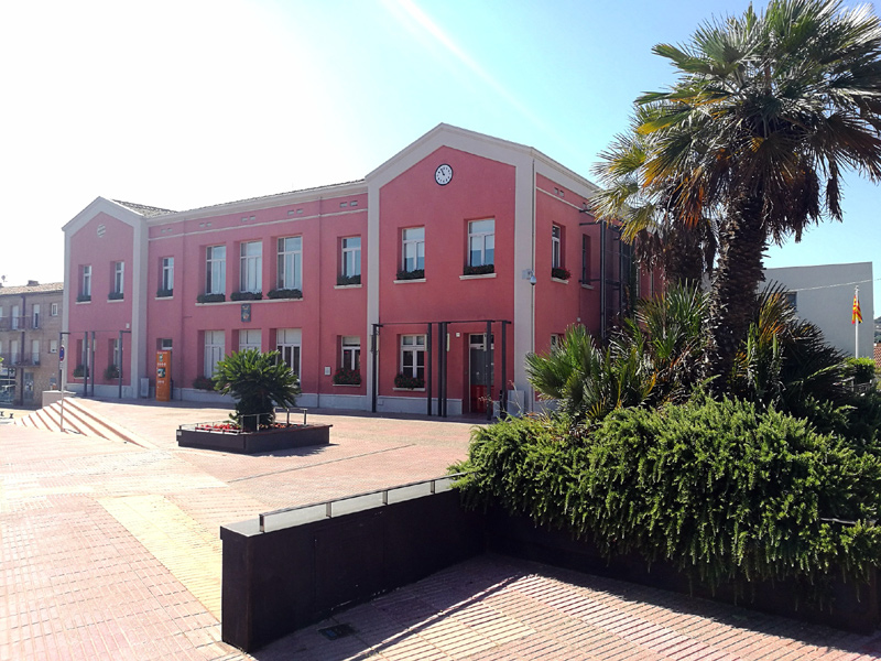 Edifici de l'Ajuntament de Calonge i Sant Antoni.