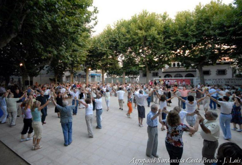 Imatge d'arxiu de l'Aplec de la Sardana de Palamós. (Foto: Josep Lois).