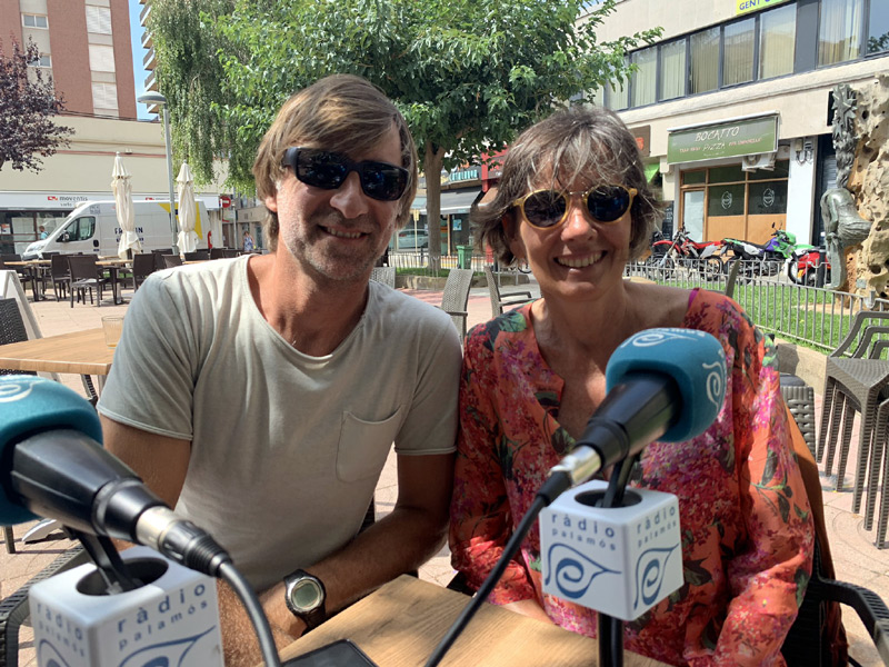 Lluís Martí i Isabel Ruiz, de l'Associació Amics de les Illes Formigues, divendres al programa 