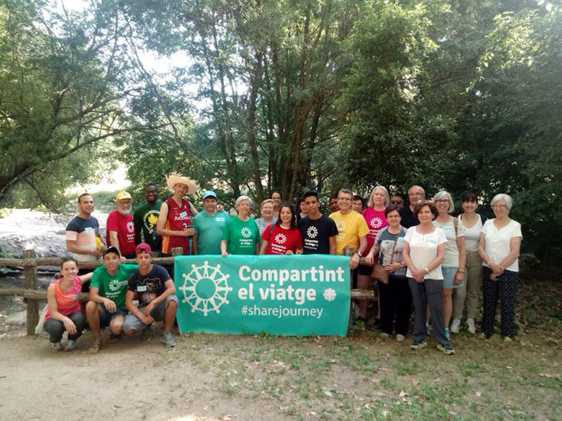 Imatge de la Marxa Solidària feta a Santa Coloma de Farners, setmanes enrere. (Foto: twitter.com/caritasgirona).