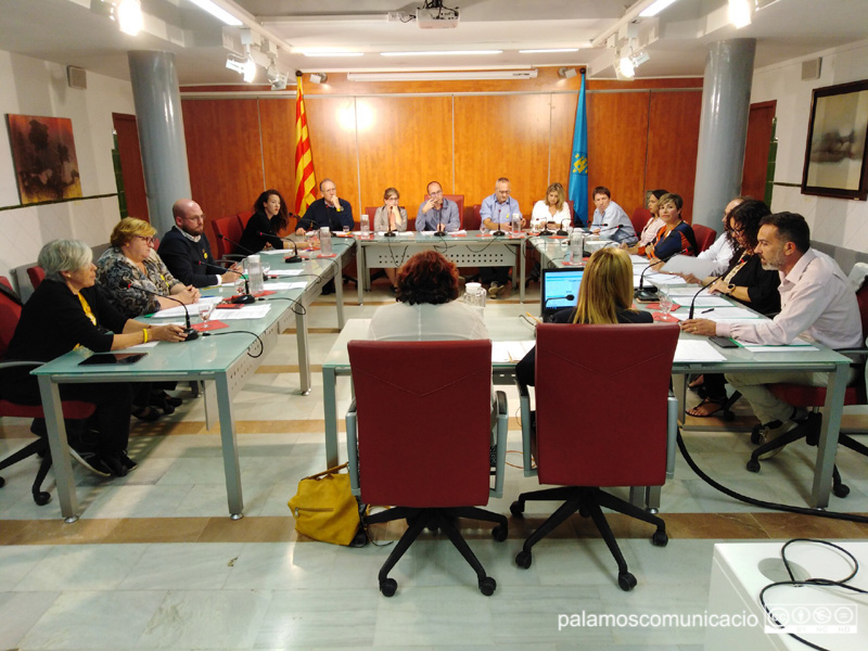 Ple municipal d'aquest mes d'octubre.