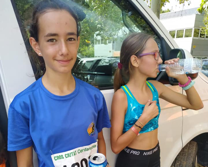 Ivette Valls i Mireia Fita es van col·locar entre les 20 primeres de la seva categoria. (Foto: A.A. Palamós).
