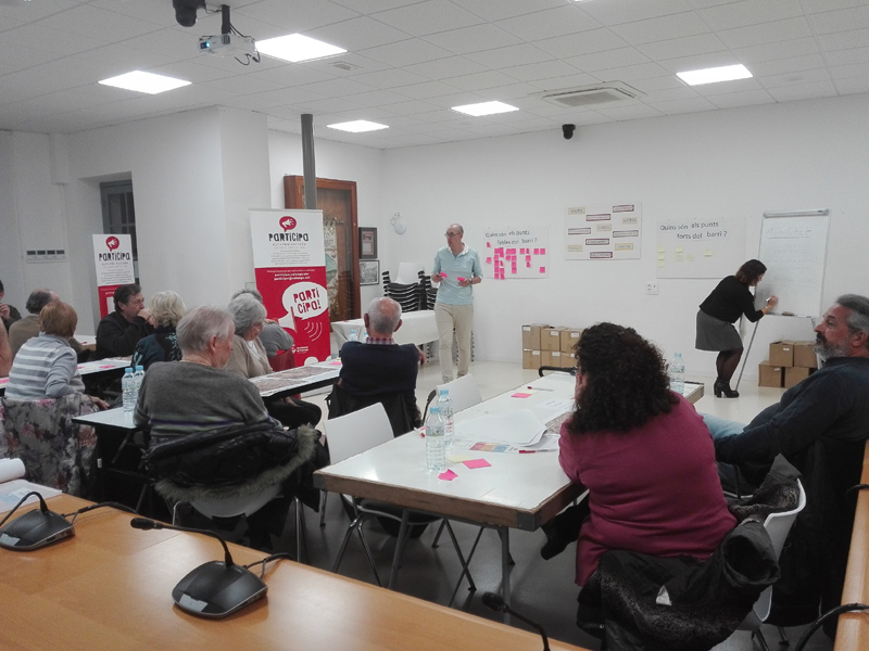 Imatge d'arxiu d'una reunió participativa del pressupost de Calonge i Sant Antoni. (Foto: Ajuntament de Calonge i Sant Antoni).