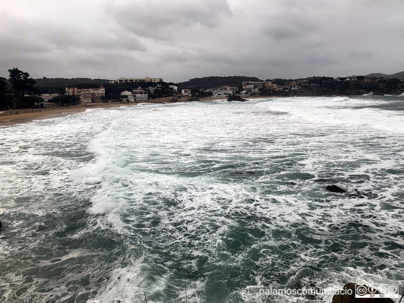 Temporal de mar ahir a La Fosca.