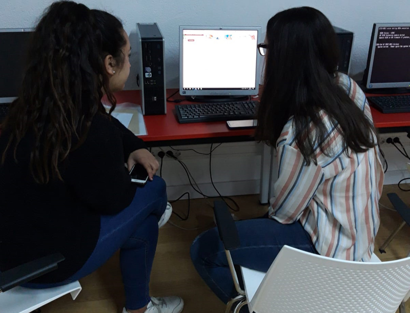 Participants del programa 'Referent d’Ocupació Juvenil'. (Foto: Consell Comarcal del Baix Empordà).