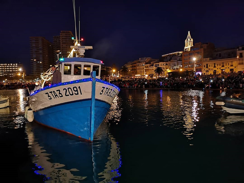 Els Reis d'Orient van arribar per mar, com és habitual al municipi. (Foto: Ajuntament de Palamós).