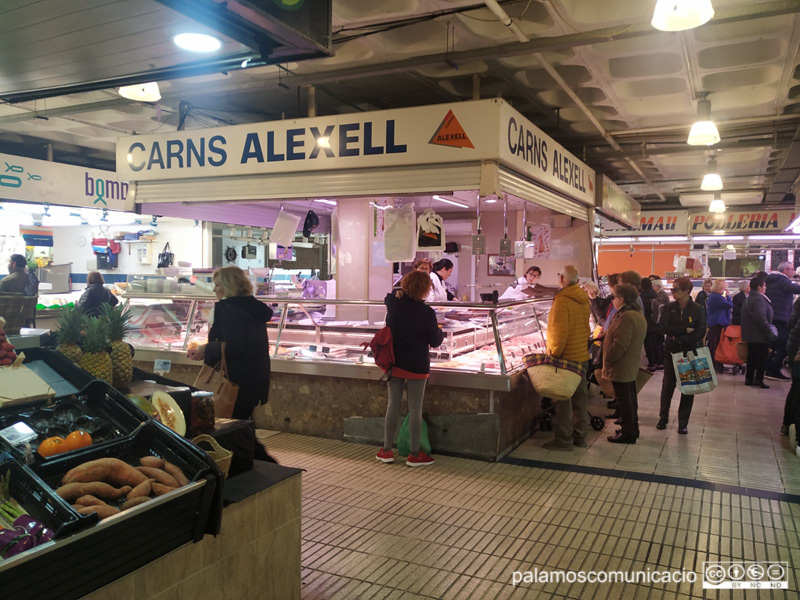 El Mercat Municipal de Palamós, aquest matí.