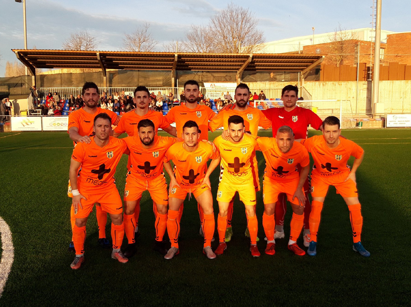 L'onze inicial del Palamós CF el Llagostera B. (Foto: Palamós CF)