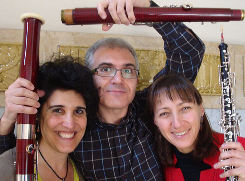 Queralt Roca, Lleonard Castelló i Dolors Almirall formen el Trio de Canyes Vidalba. (Foto: surtdecasa.cat).