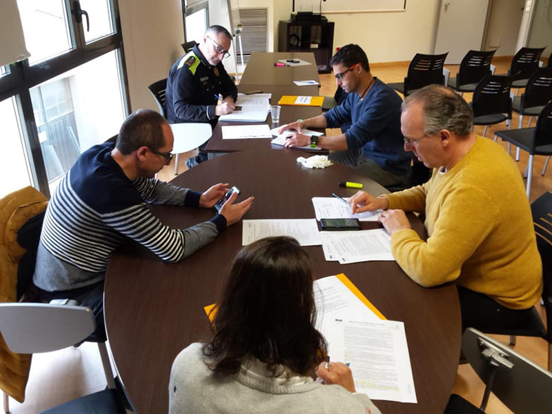 Reunió de coordinació municipal a la seu de la Policia Local. (Foto: Ajuntament de Palamós).