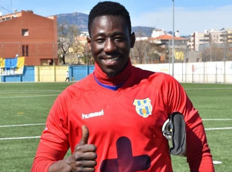 Mamadou va poder debutar jugant els últims vuit minuts al camp del Sabadell Nord. (Foto: Palamós CF).
