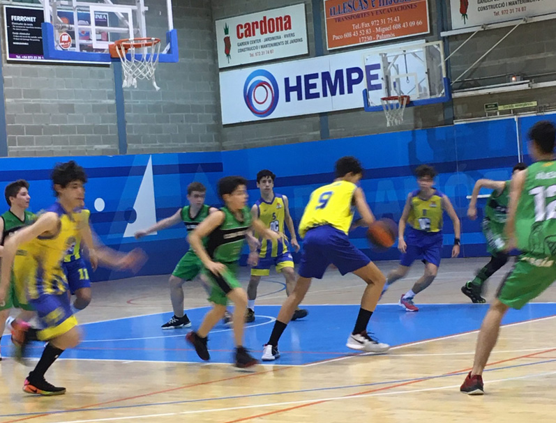 Partit del cadet masculí Blau del CE Palamós, la passada temporada. (Foto: Club Esportiu Palamós).