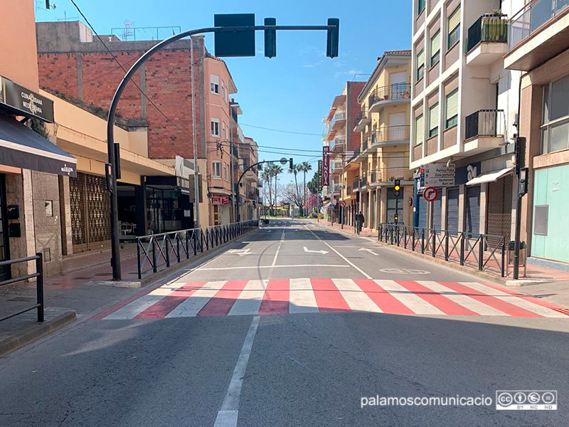 El centre de Palamós, buit de persones durant el passat mes d'abril.