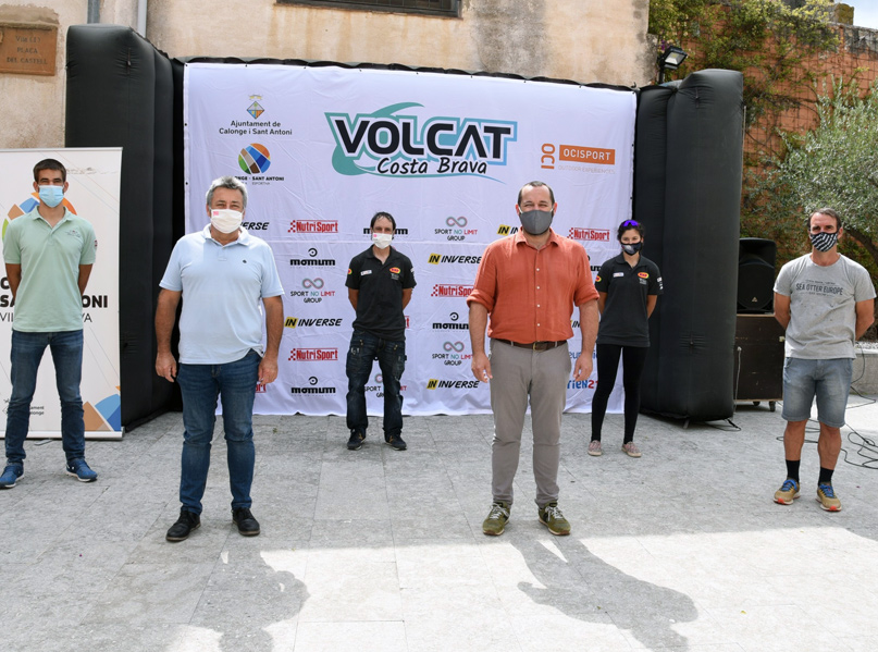 Aquest matí s'ha fet la presentació de la cursa al castell de Calonge. (Foto: Ajuntament de Calonge i Sant Antoni).