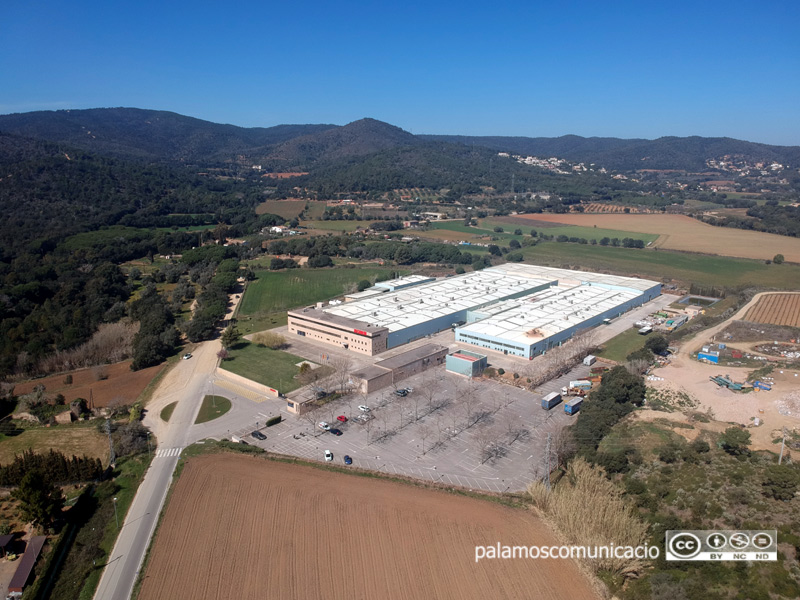 La fàbrica Nichirin, l'àntiga Hutchinson, al paratge de La Pietat.