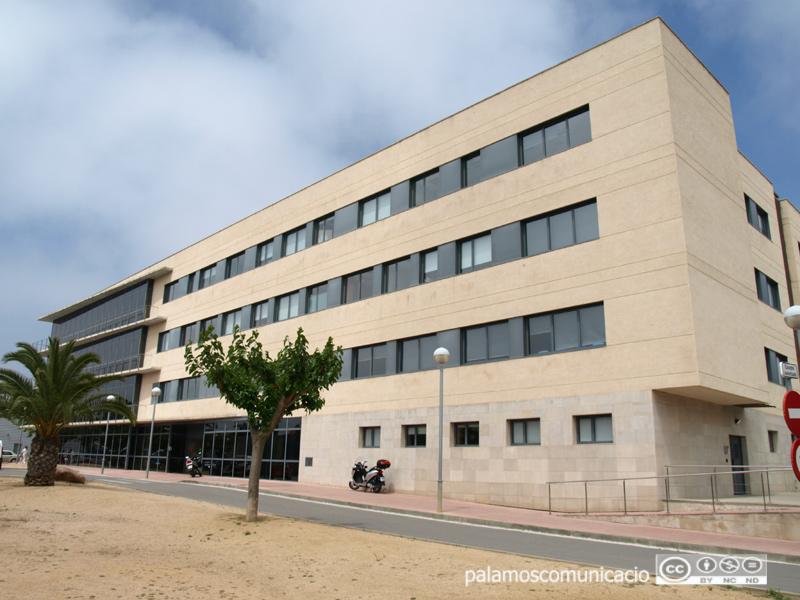 El Centre Palamós Gent Gran, on s'ha detectat un brot que afecta a 32 usuaris i 15 professionals.