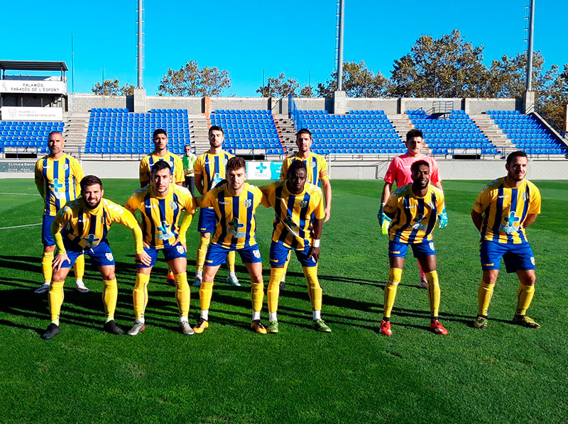 Onze inicial del Palamós en el darrer partit disputat, el passat 11 d'octubre amb el Tona. (Foto: Palamós CF).