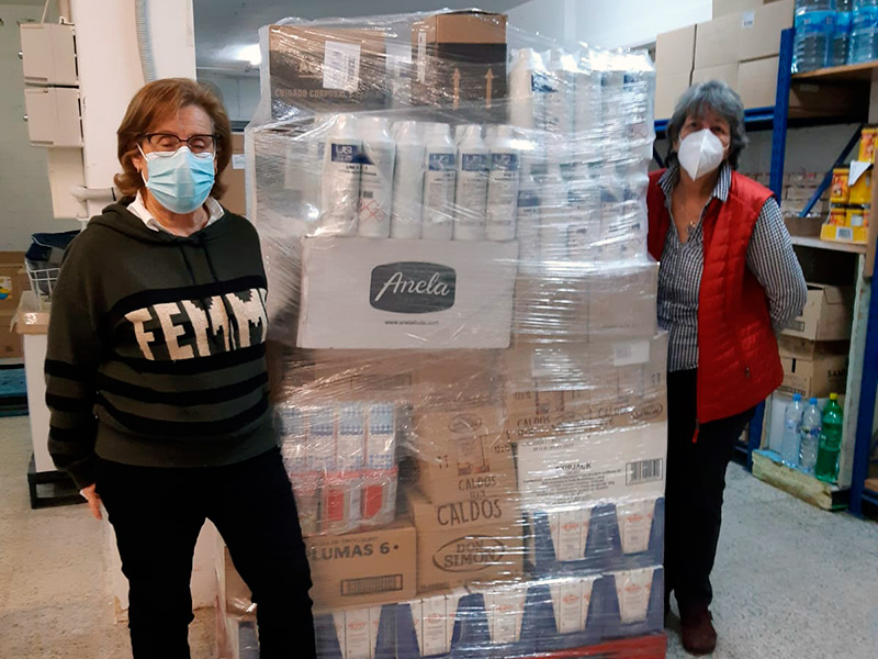 En total s'ha fet una donació per import de 3.300€ a Càritas Baix Empordà.