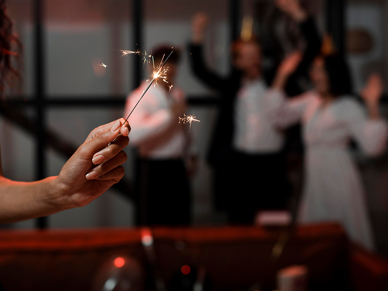 Es permet trobades fins a 10 persones la nit de cap d'any. (Foto: www.freepik.es).