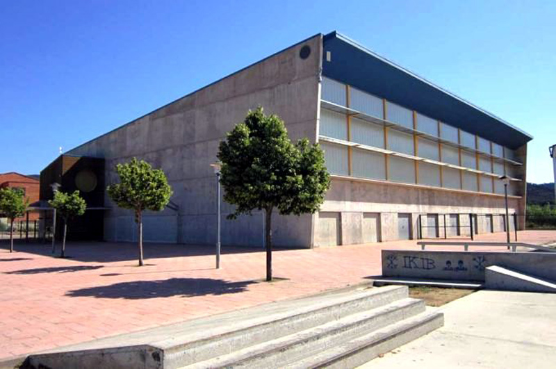El Pavelló Municipal d'Esports de Calonge, un dels dos punts de votació de Calonge i Sant Antoni. (Foto: Ajuntament de Calonge i Sant Antoni).