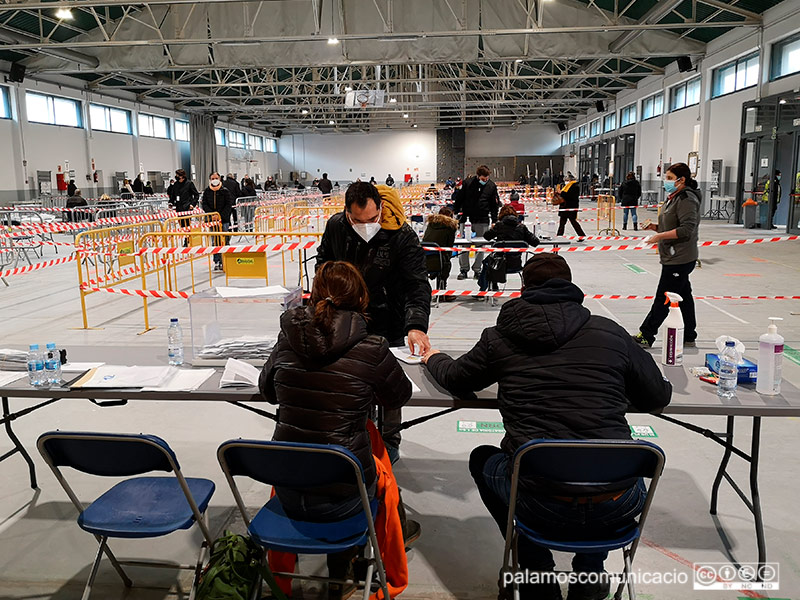 La Nau dels 50 metres va ser la seu única més gran de tot Catalunya a les eleccions d'aquest diumenge.