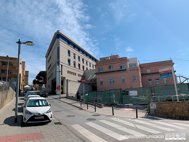 L'hospital de Palamós torna a restringir a partir d'avui les visites als pacients ingressats. 