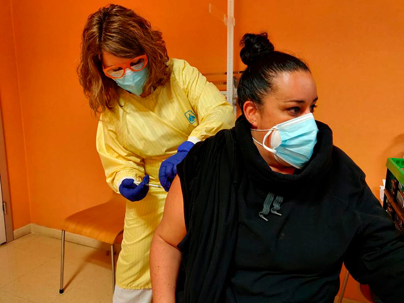 Amb dades d'ahir, 3.000 persones al Baix Empordà han rebut les dues dosis de la vacuna contra el COVID-19. (Foto: SSIBE).