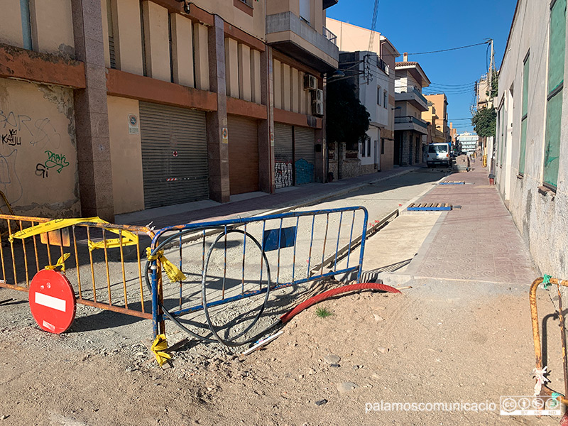 Estat de les obres al carrer Santa Bàrbara, aquest matí.