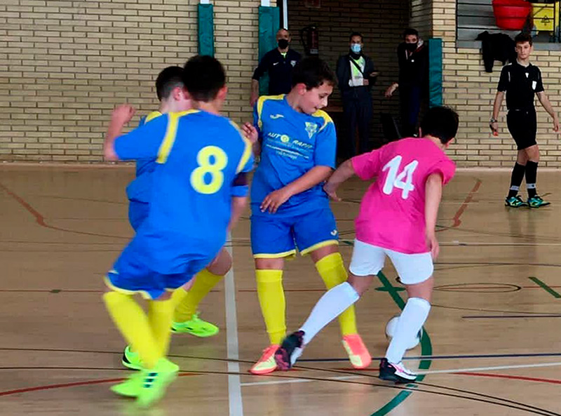 Partit d'un equip del Futbol Sala Palamós, ara fa dos caps de setmana. (Foto: FS Palamós).