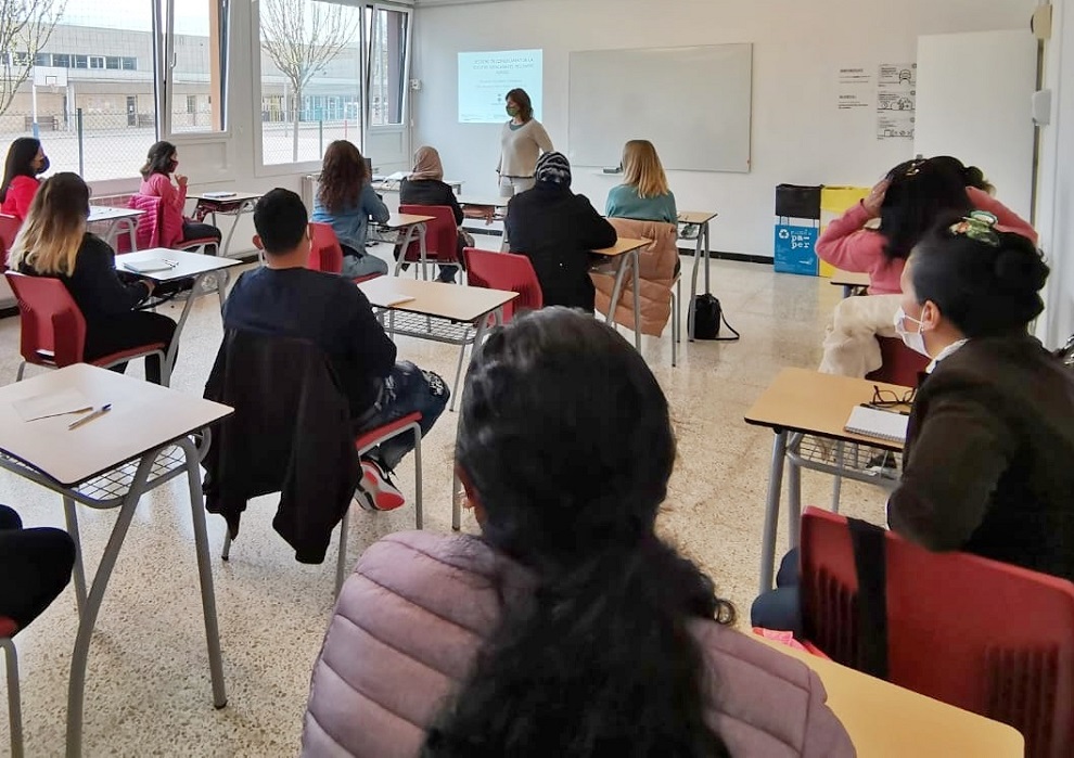 La sessió formativa es va fer ahir a l’Aula d’Aprenentatge de Palamós. (Foto: Ajuntament de Palamós).