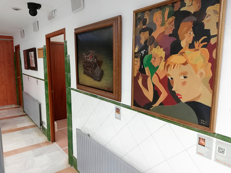 L'exposició es troba a la sala d'actes de l'Ajuntament de Palamós. (Foto: Ajuntament de Palamós).