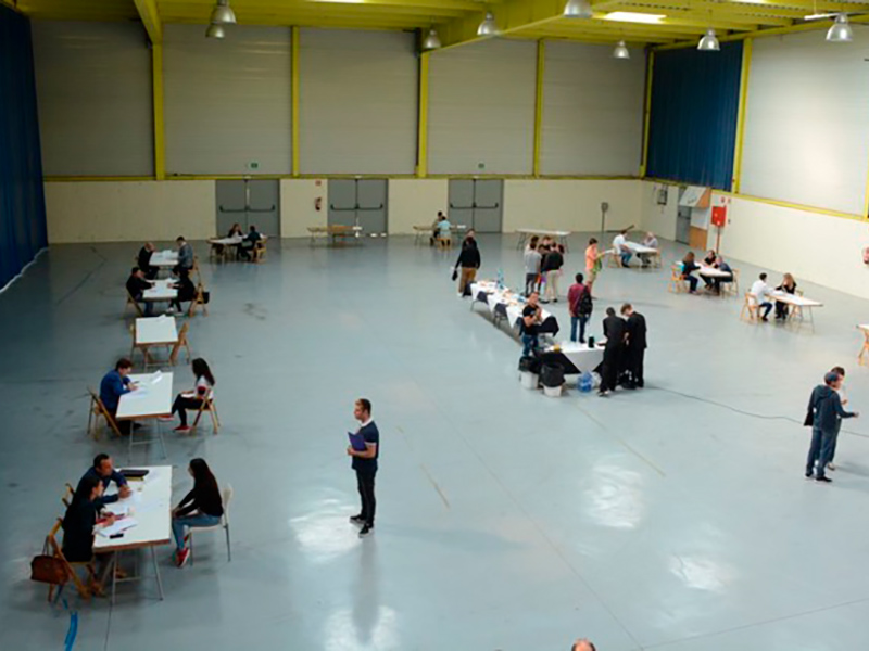 Imatge d'arxiu d'una de les sessions de Speed Dating al Firal de Sant Antoni. (Foto: Ajuntament de Calonge i Sant Antoni).