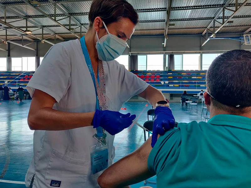 Podran vacunar-se totes les persones majors de 30 anys veïnes de Palamós, Calonge i Sant Antoni i Vall-llobrega. (Foto: SSIBE).