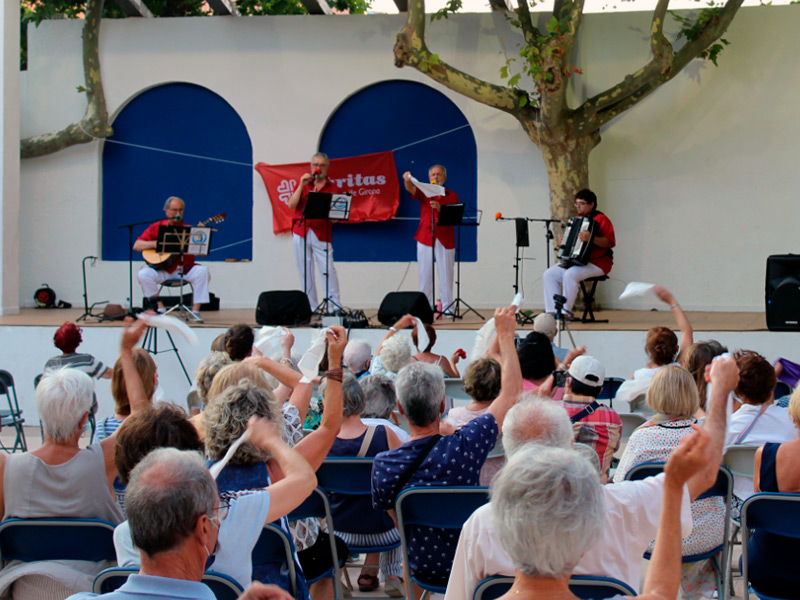 El concert va anar a càrrec del grup Vell Galligants. (Foto: Cáritas Interparroquial Palamós - Sant Joan).