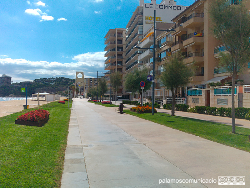 El passeig de Sant Antoni és una de les zones on s’ha desplegat el projecte Wifi4EU.