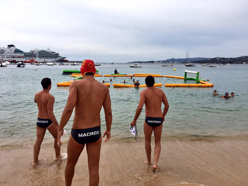 La platja Gran de Palamós acull la quarta edició del Beach Water Polo Costa Brava. (Foto: BIWPA).