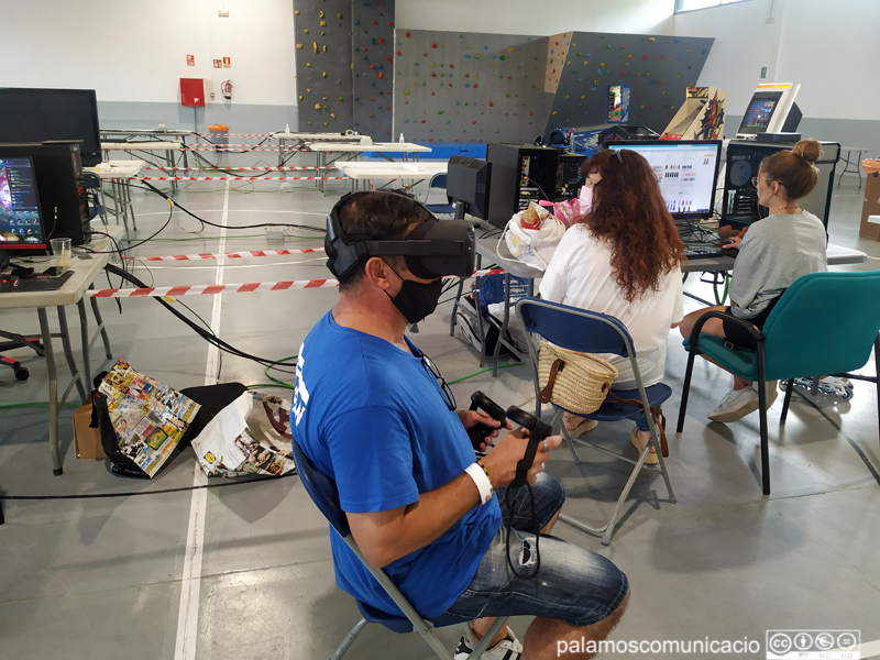 La Lan Party està adreçada als amants de les noves tecnologies.