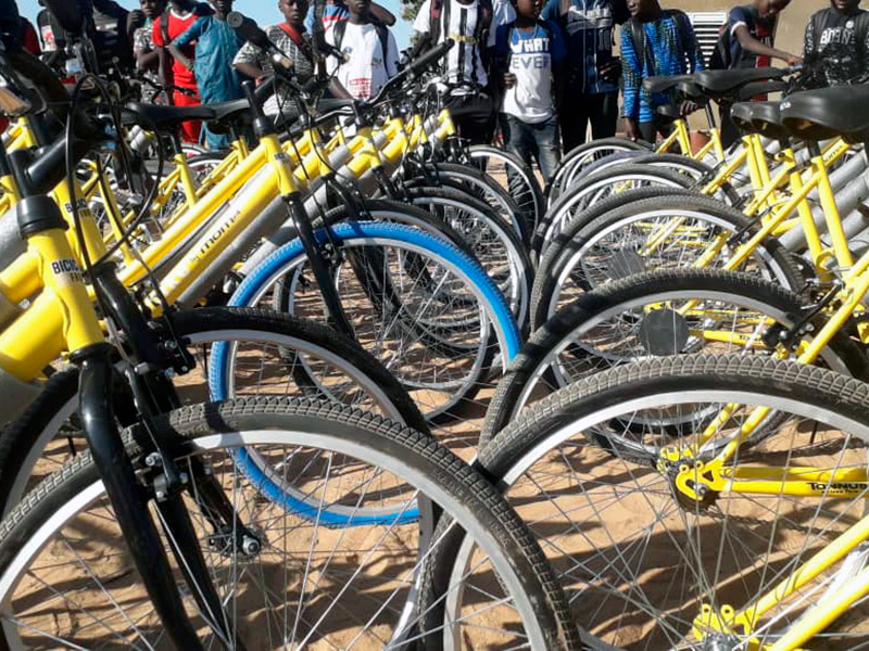 És una iniciativa de l'ONG Bicicletes sense fronteres. 
